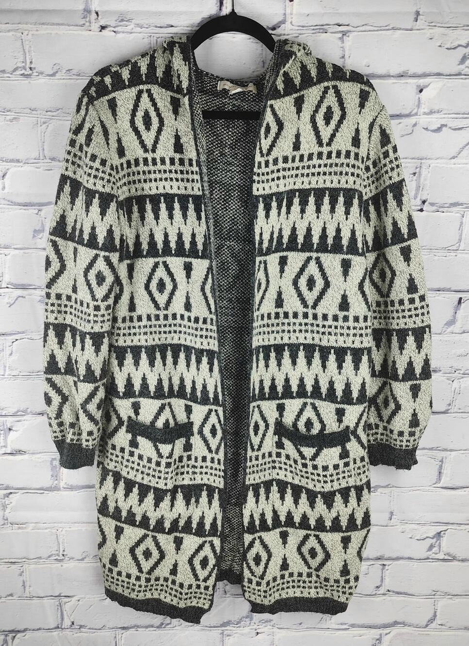 Montreal Cardigan Women's L Aztec/Geometric Plush Soft Black/White Sweater Boho
